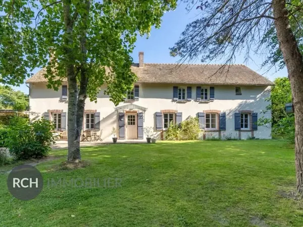 Maison 8 pièces 350 m²