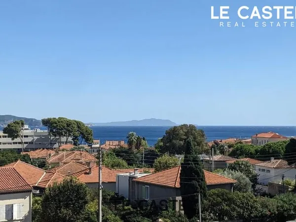 T3 dernier étage avec belles vues mer, balcon, cave - La Ciot