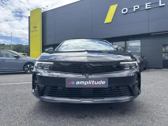 Opel Astra 1.6 turbo 225ch hybrid gse bva8 — photo 2