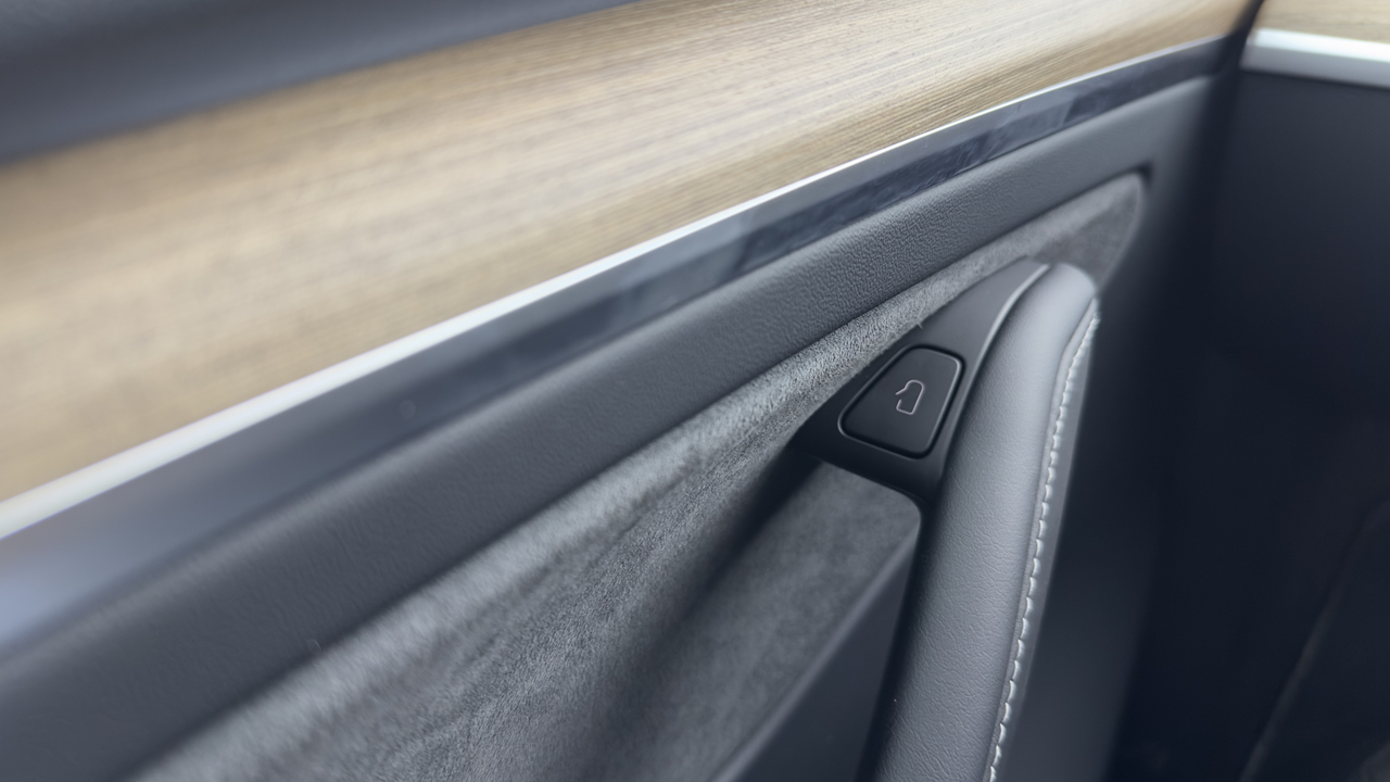 Tesla MODEL Y Grande Autonomie Dual Motor AWD — photo 15