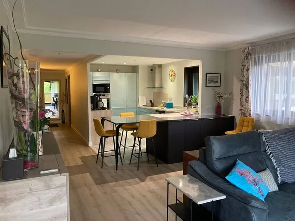 Appartement 5 pièces 141 m²