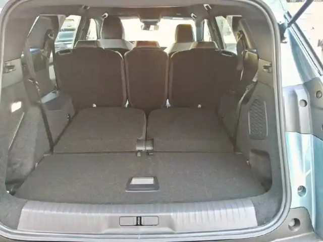 Peugeot 5008 electrique 230 ch 97 kwh grande autonomie — photo 24