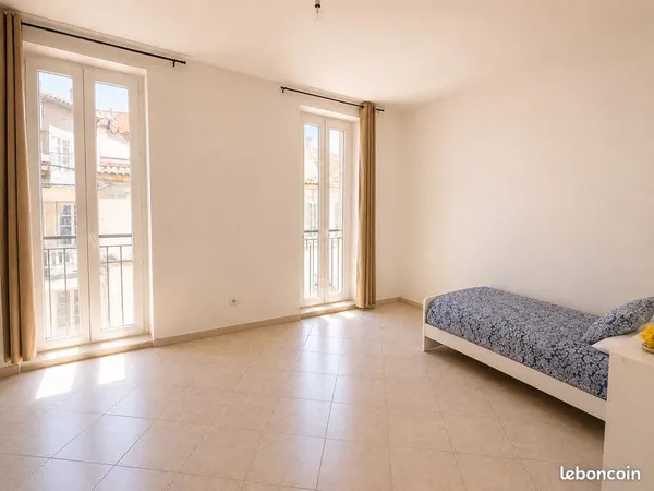 Colocation Arles centre Chambre meublée