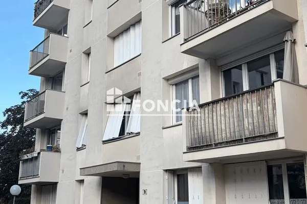 Studio 1 pièce 34 m²