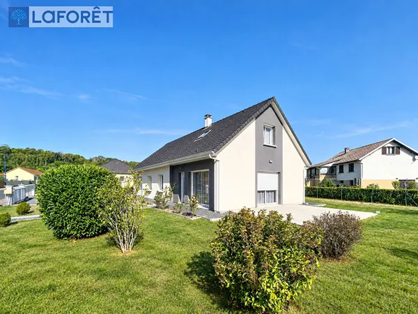 Maison 7 pièces 141 m²