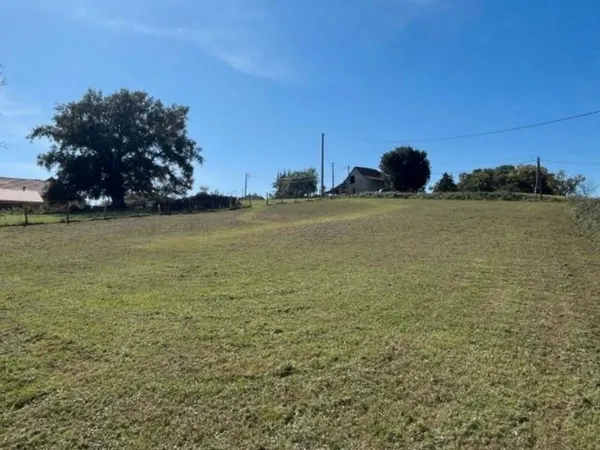Terrain constructible 1800m2