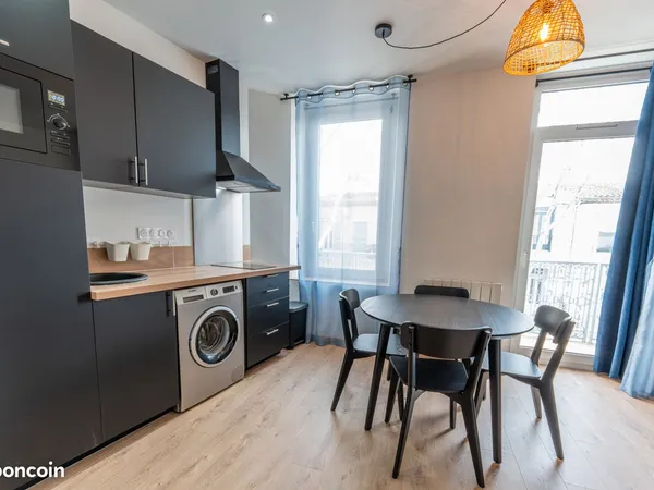 Studio meublé 22m2 - Centre de Lézignan