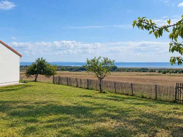 Maison avec vue panoramique exceptionnelle sur l'estuaire de la Gironde - Arces-sur-Gironde