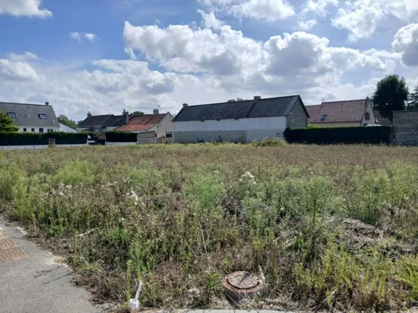 Terrain 380 m²