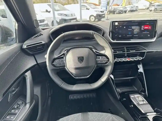 Peugeot 2008 hybrid 145 e-dcs6 — photo 9