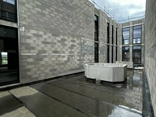 Bureaux 96 m²