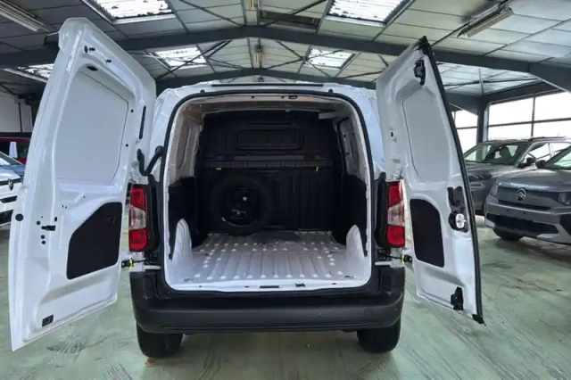 Citroën Berlingo van taille m 1000kg bluehdi 130 s&amp;s eat8 — photo 63