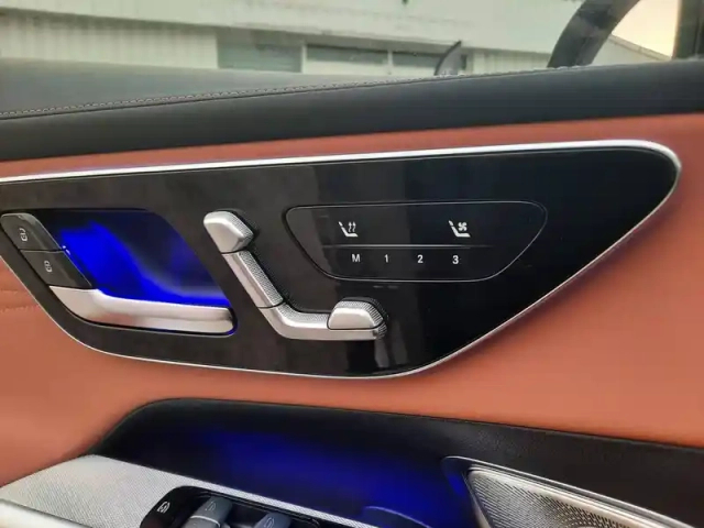 Mercedes Glc 220 d 9g-tronic 4matic — photo 35