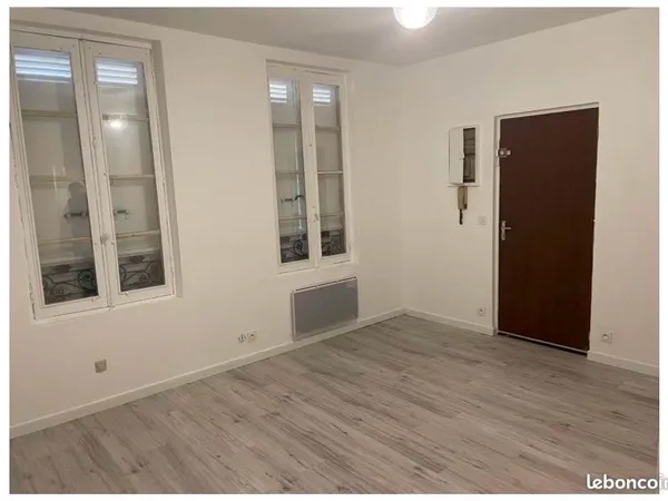 A Louer - Bordeaux 33000 - Studio 25m2