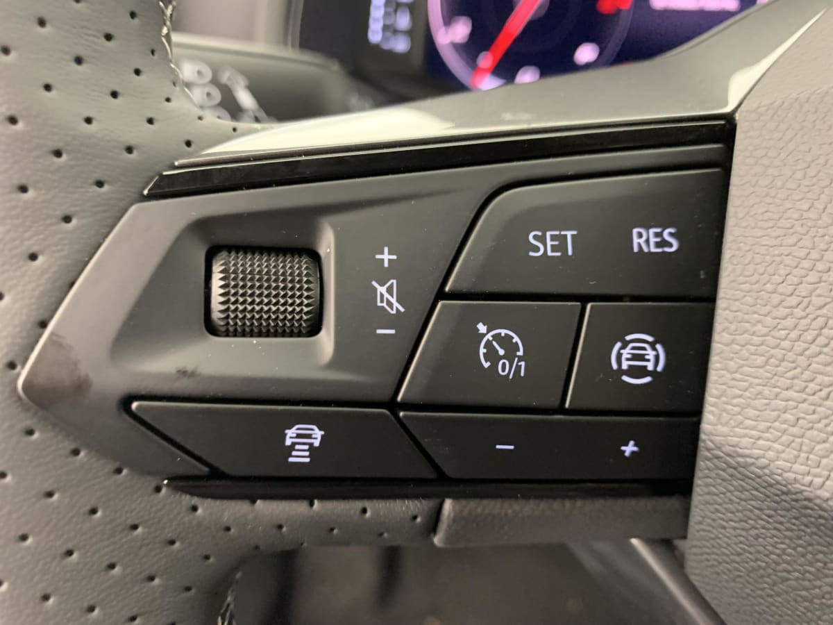 Seat Arona — photo 19