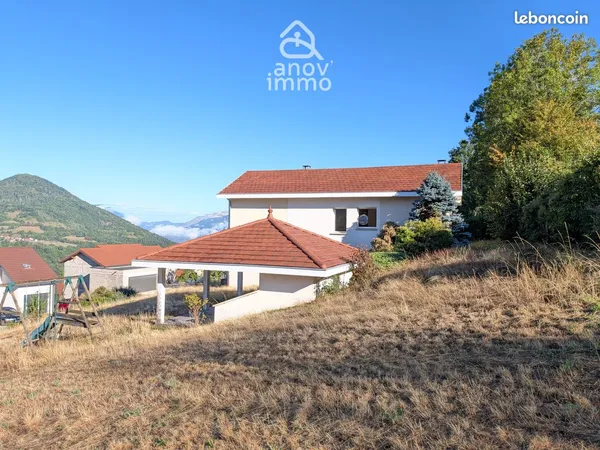 Maison 4 pièces 156 m²