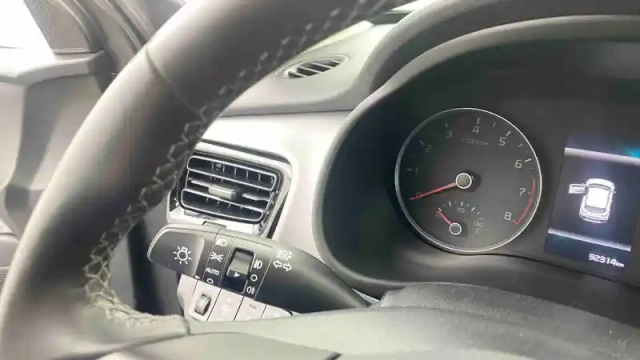 Kia Stonic 1.0 t-gdi 120 ch mhev ibvm6 — photo 22