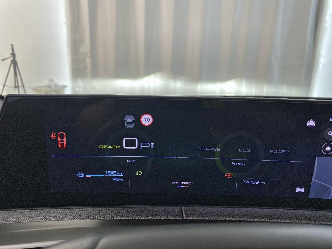 Peugeot 3008 electrique 210 ch 73 kwh allure — photo 13
