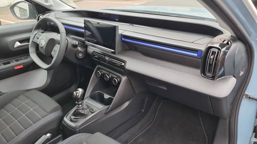 Citroen C3 1.2 Turbo 100 - Plus – 2025 – 6141 km – Essence – Boîte Manuelle — photo 21