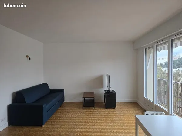 Studio 1 pièce 49 m²