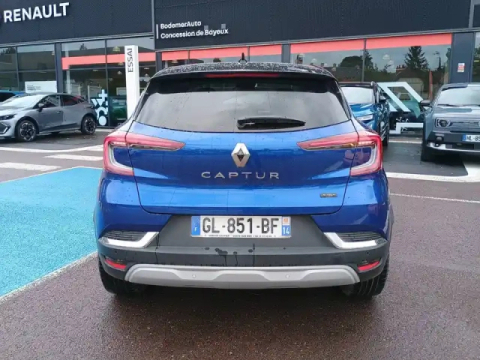 Renault Captur e-tech full hybrid 145