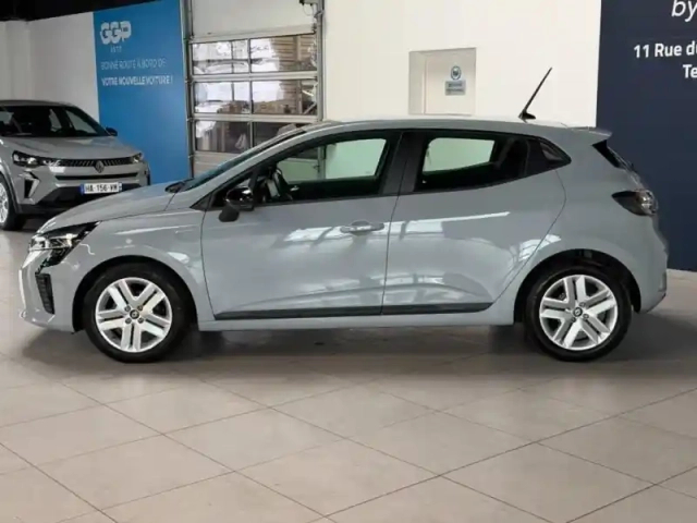Renault Clio 1.0 tce 90ch evolution - 24 — photo 8