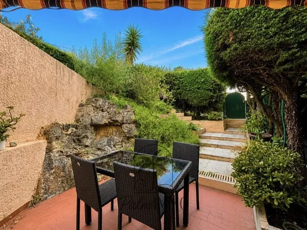 Appartement T2 avec jardin à Bandol proche port