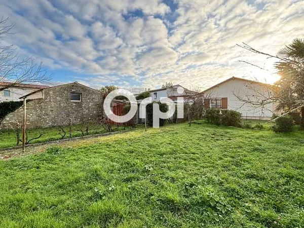 Terrain 316 m²
