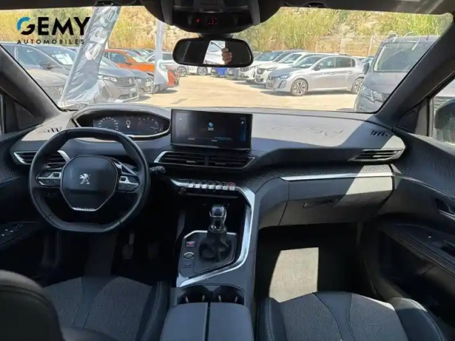 Peugeot 5008 puretech 130ch s&amp;s bvm6 — photo 8