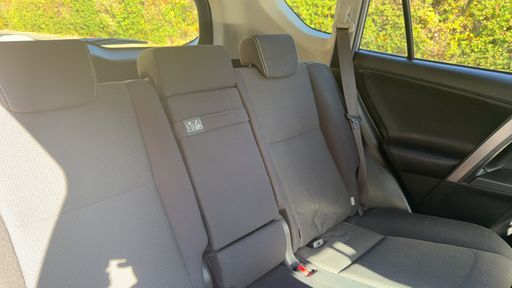 Toyota RAV4 2.5 VVTi 197 Hybrid 2WD E-CVT - Dynamic – 2018 – 136004 km – Hybride essence – Boîte Automatique — photo 8