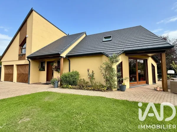 Maison 7 pièces 151 m²