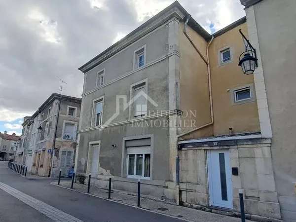 Immeuble 244 m²