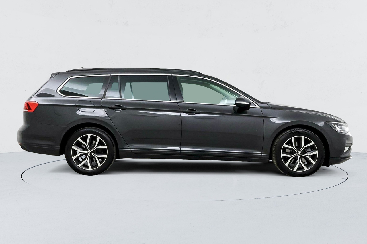 Volkswagen Passat SW — photo 6