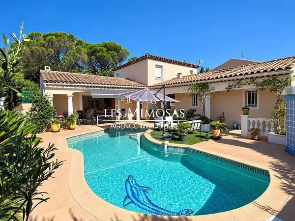 Villa 7 pièces 158 m²