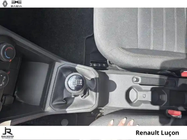 Dacia Sandero 1.0 tce 90ch stepway essential — photo 6