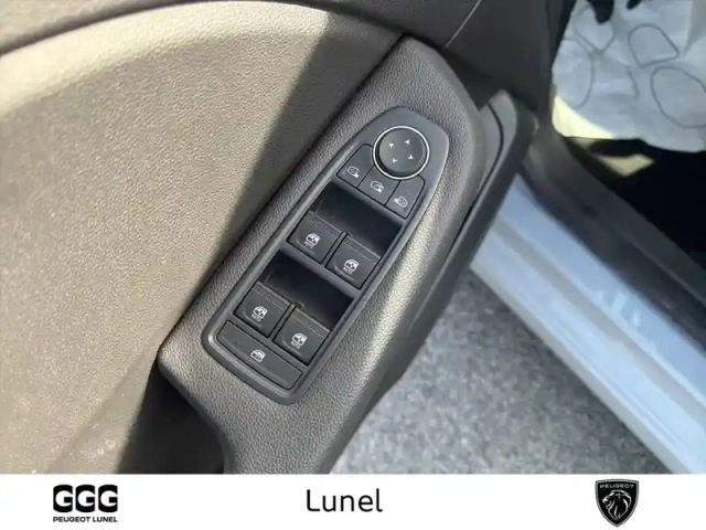Renault Clio sce 65 — photo 12
