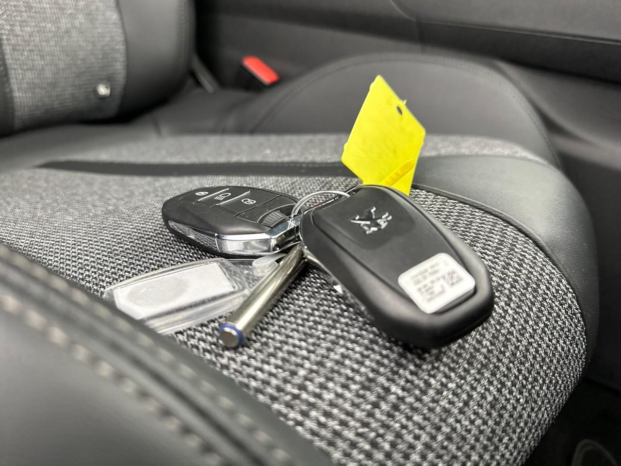 Peugeot 3008 puretech 130ch s&s bvm6 allure — photo 35