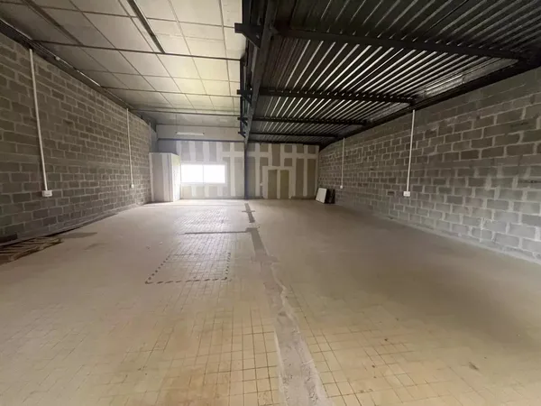 Locaux d'activité 199m2 Douvres la Délivrande