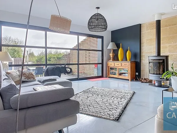 Maison 7 pièces 216 m²