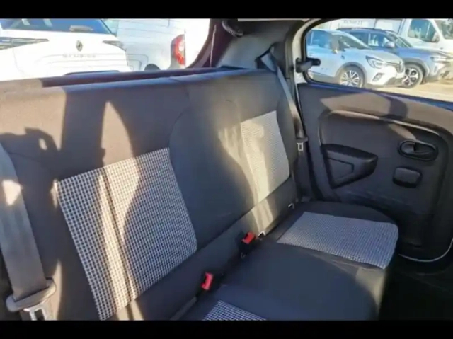 Renault Twingo e-tech electric life r80 achat intégral - 21my — photo 11
