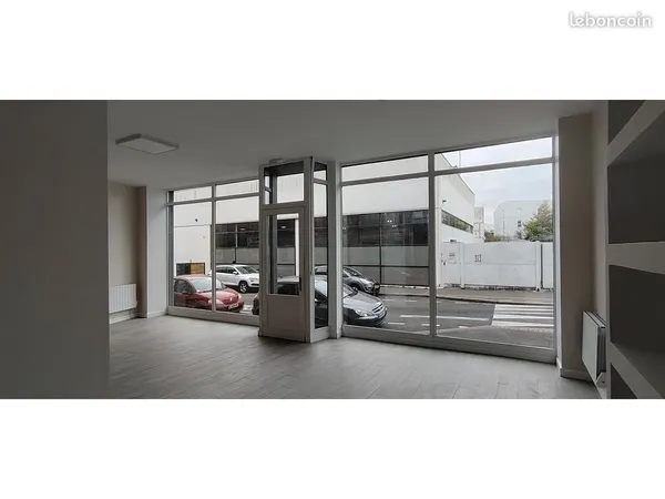 Local commercial 66 m²