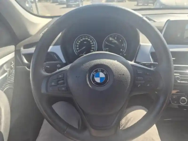 Bmw X1 sdrive16da 116ch business design dkg7 euro6c — photo 19