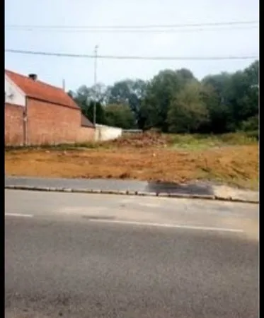 Terrain a bâtir