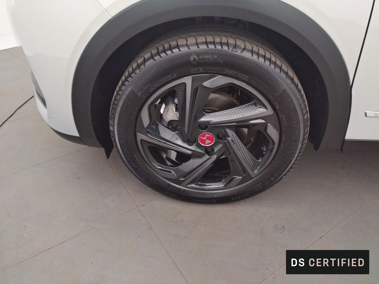 Ds Ds 3 crossback puretech 155 eat8 performance line+ — photo 29