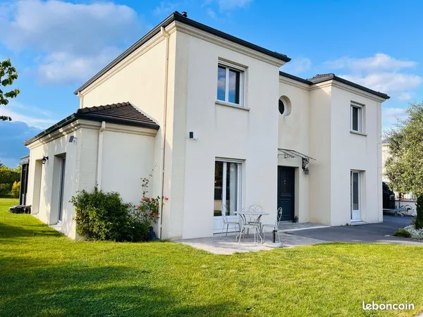 Maison contemporaine 165 m2 - Caurel - 10 min de Reims