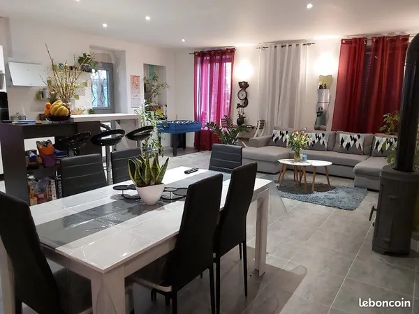 Maison à louer secteur st Emiland