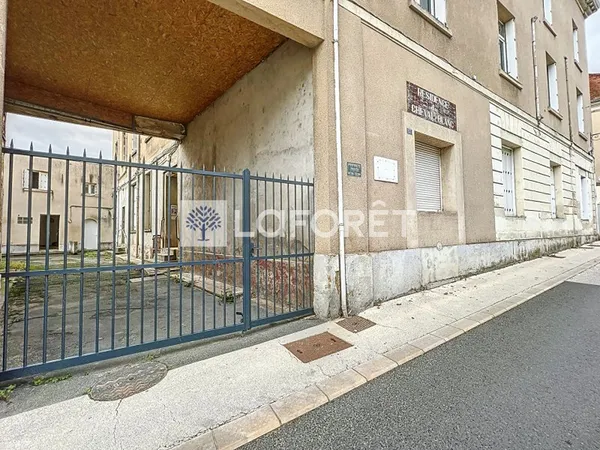 Immeuble 35 pièces 600 m²