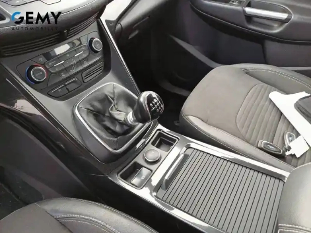 Ford Kuga 1.5 flexifuel-e85 150 s&amp;s 4x2 bvm6 — photo 12