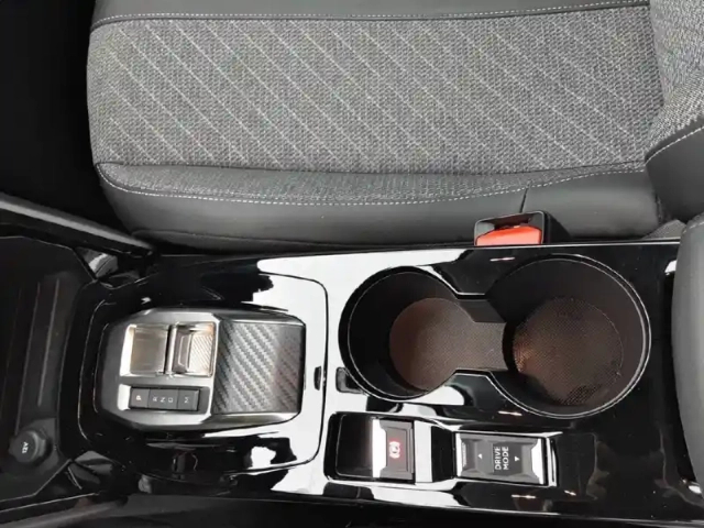 Peugeot 208 hybrid 100 e-dcs6 — photo 54