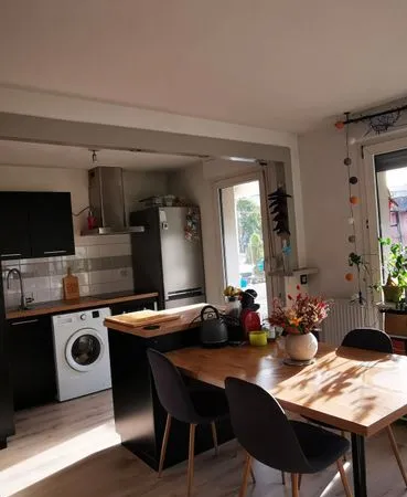 Appartement T2 de 44 m² avec balcon, cave et 2 parkings - Canal du Midi